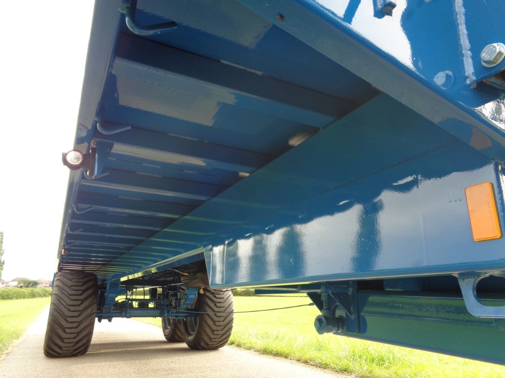 KANE 10M BALEN TRAILERS