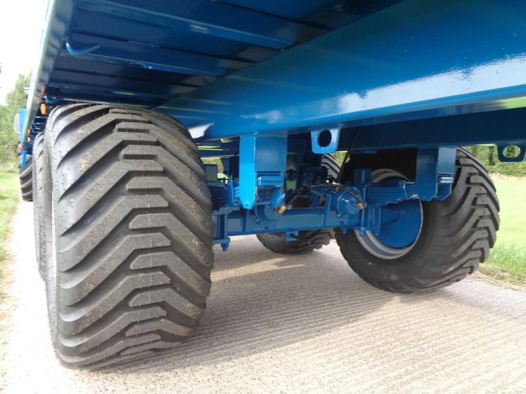 KANE 10M BALEN TRAILERS