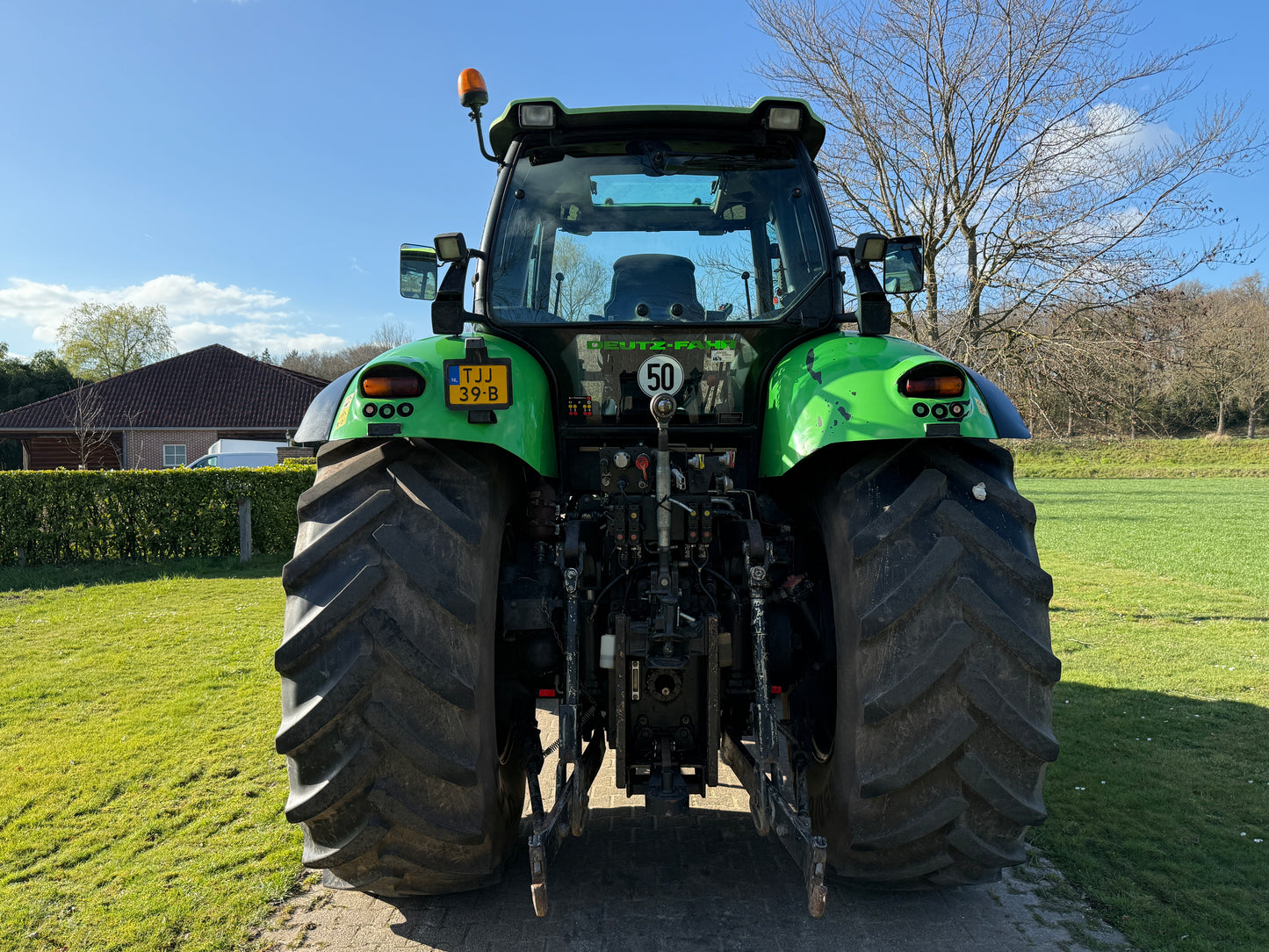 Deutz-Fahr Agrotron 215 Met fronthef en PTO