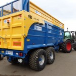 KANE 14/16/18 TON HALF PIPE GRAAN/SILAGE TRAILER.