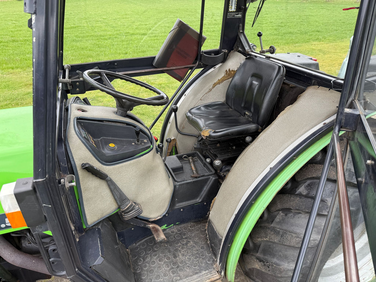 Deutz Fahr DX 350 V