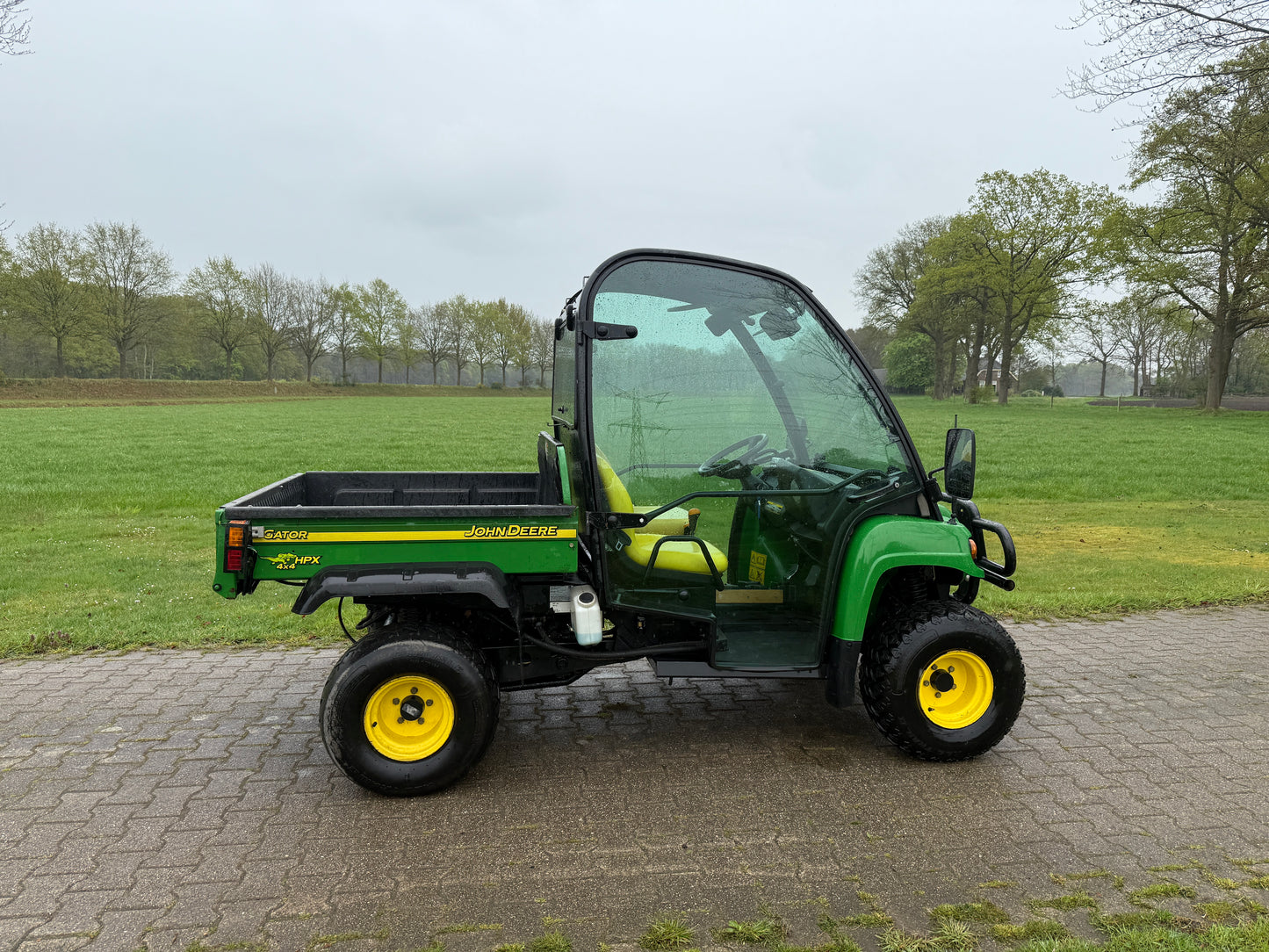 John Deere Gator HPX 4x4 Gator