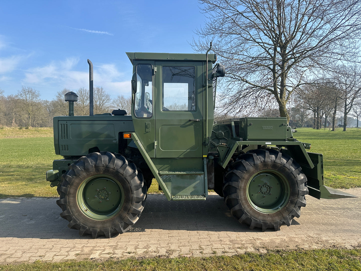 Mercedes Benz MB-Trac 440 (1065hr)