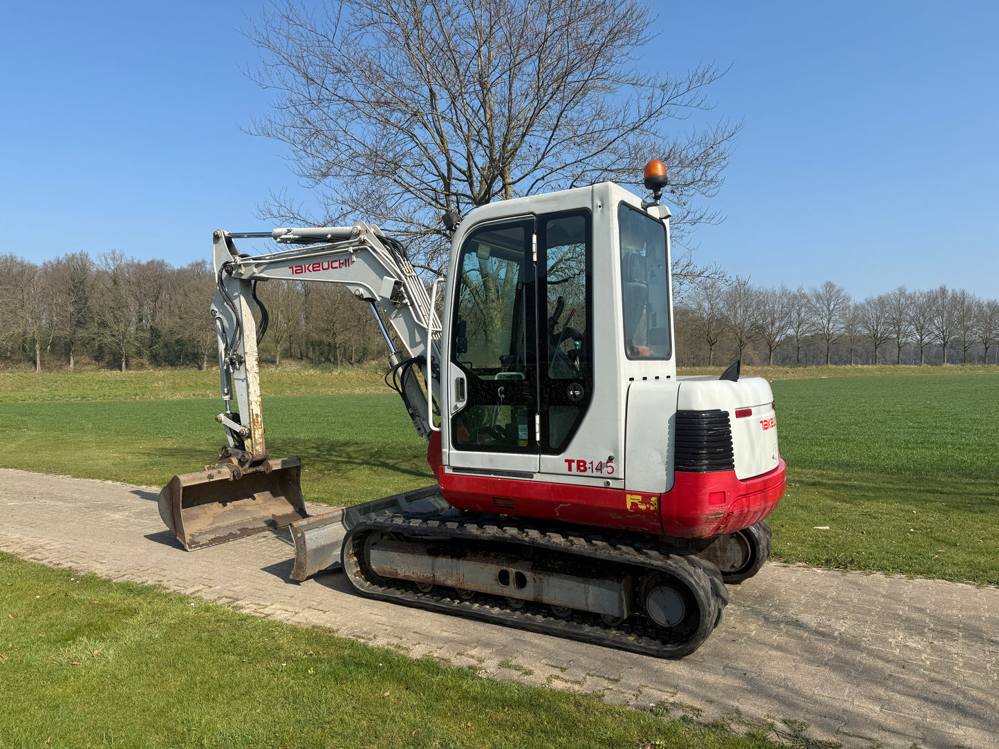 Takeuchi Tb 145 Midi kraan