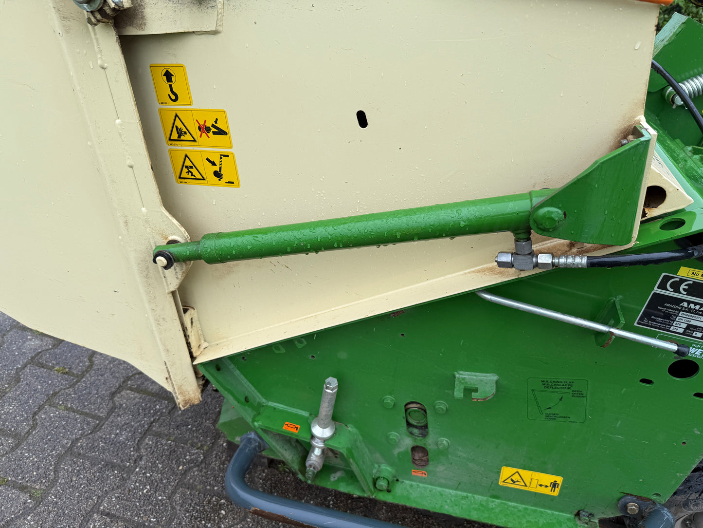 Amazone GH 1350. 3 punts klepelmaaier met opvang