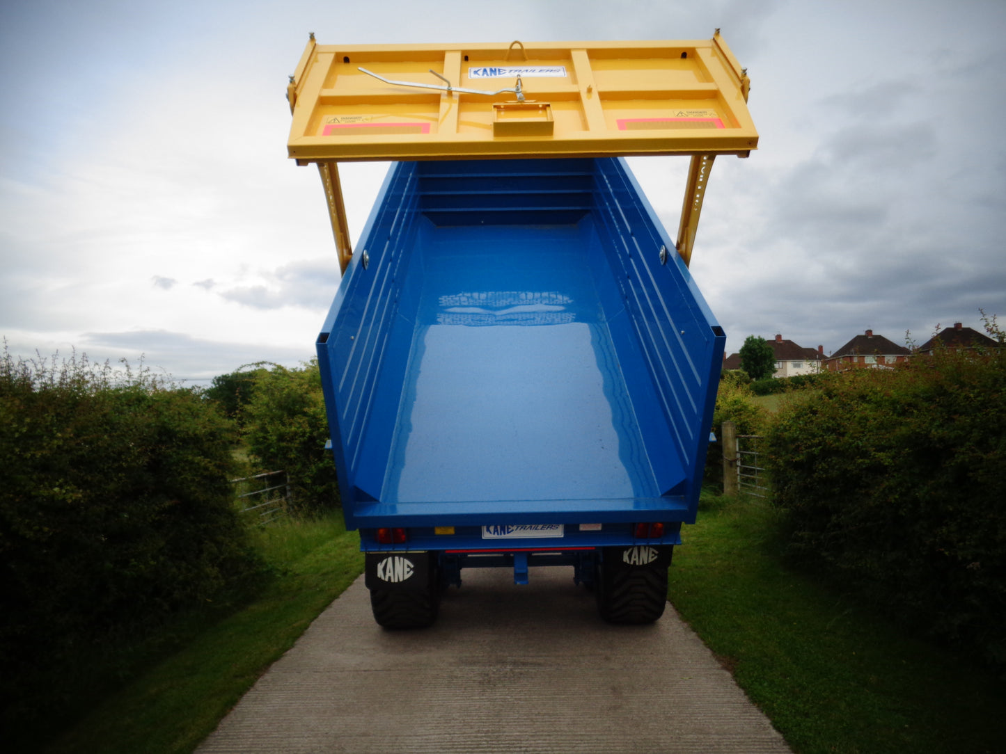 KANE MQ 14T GRAIN TRAILER.