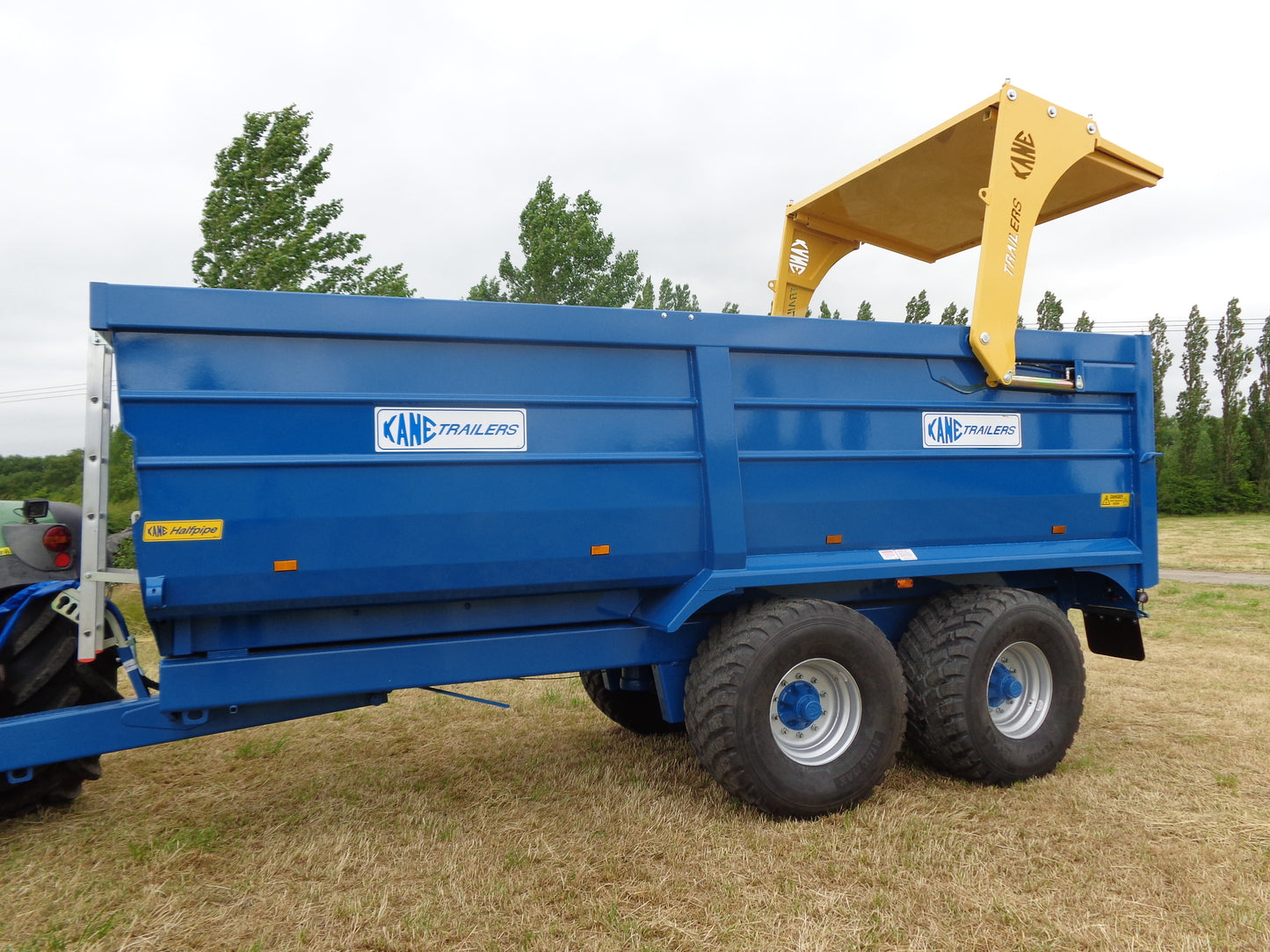 KANE M625 16T GRAAN TRAILER.