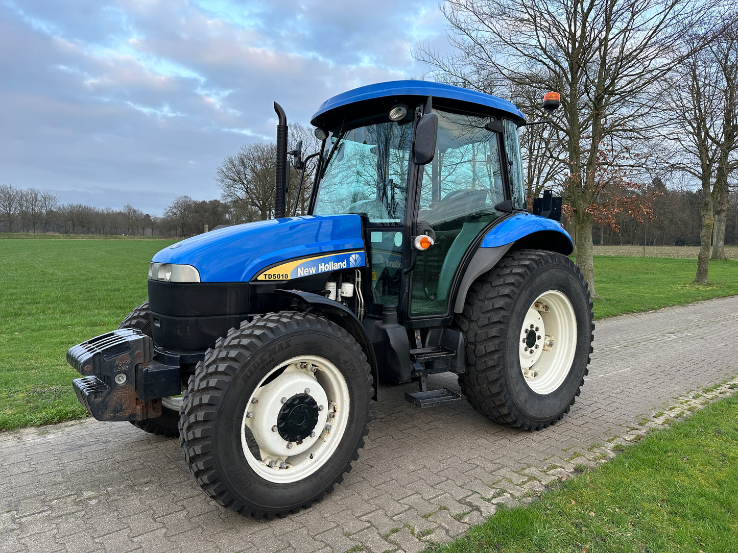 Newholland td5010